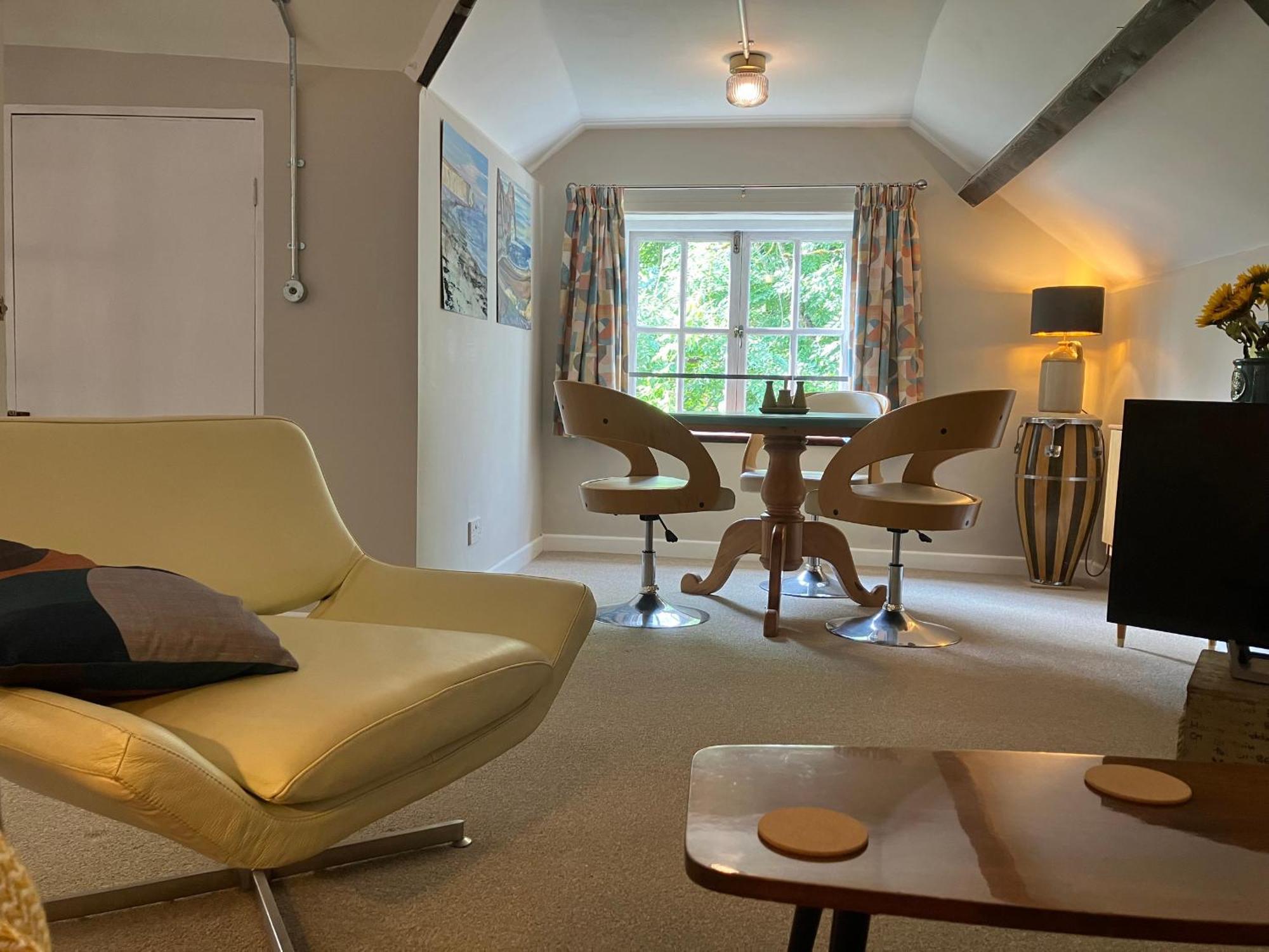 The Coach House - Trinity Lodge Dorchester Extérieur photo